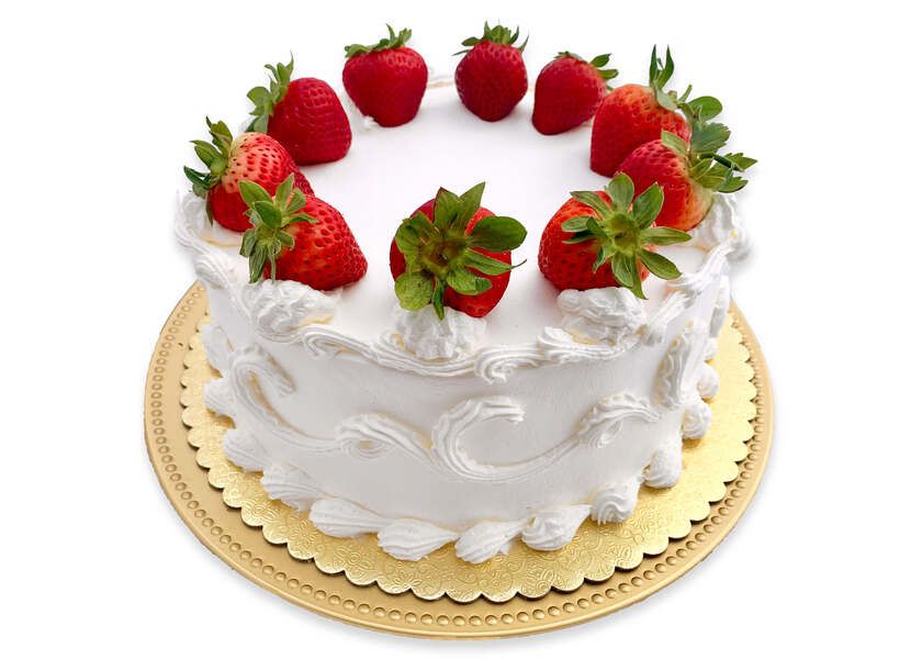 Vanilla Fresh Strawberry Cake